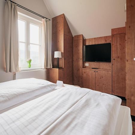 Semi Detached Houses Turf House Торфхаус Экстерьер фото